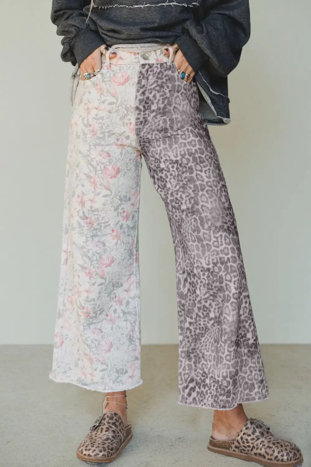 Women's Retro Floral Leopard Contrast Patchwork Raw Hem Jeans