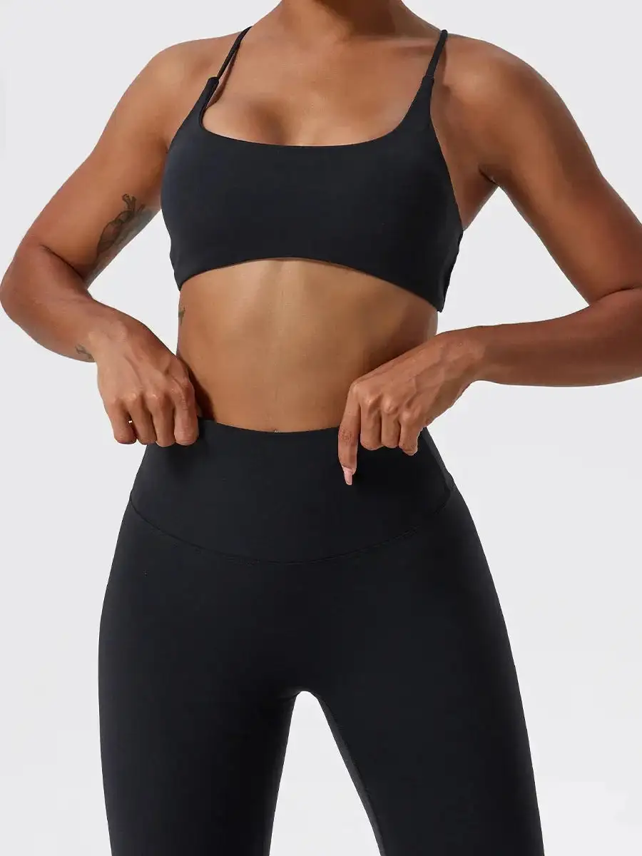 Quick-Dry Minimalist Yoga Set