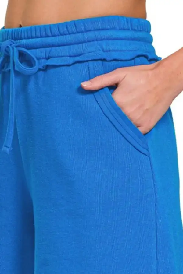 Modern Fit Raw Hem Shorts