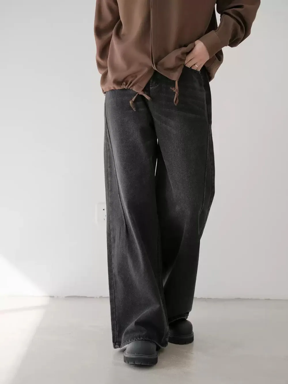 Oversized Fade Denim Jeans