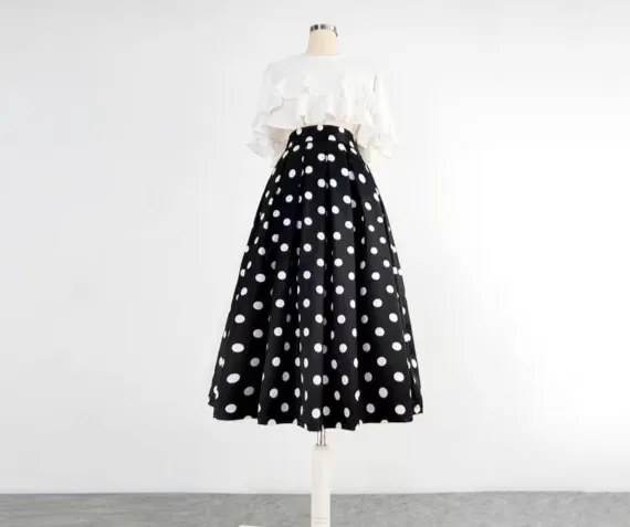 Weekend Polished High Waist Skirt