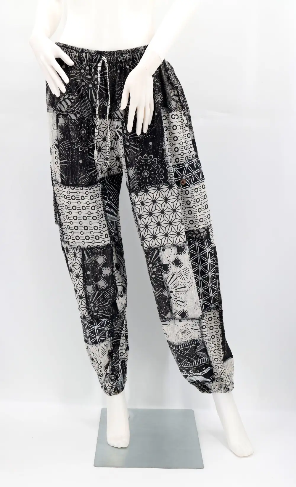 Women's Textured Harem Cargo Patchwork Cargo Pants