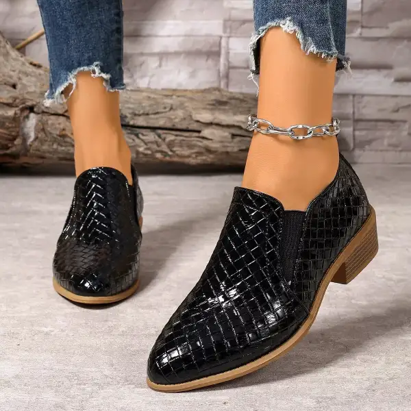 Textured Pointed Toe Block Heel Ankle Boots