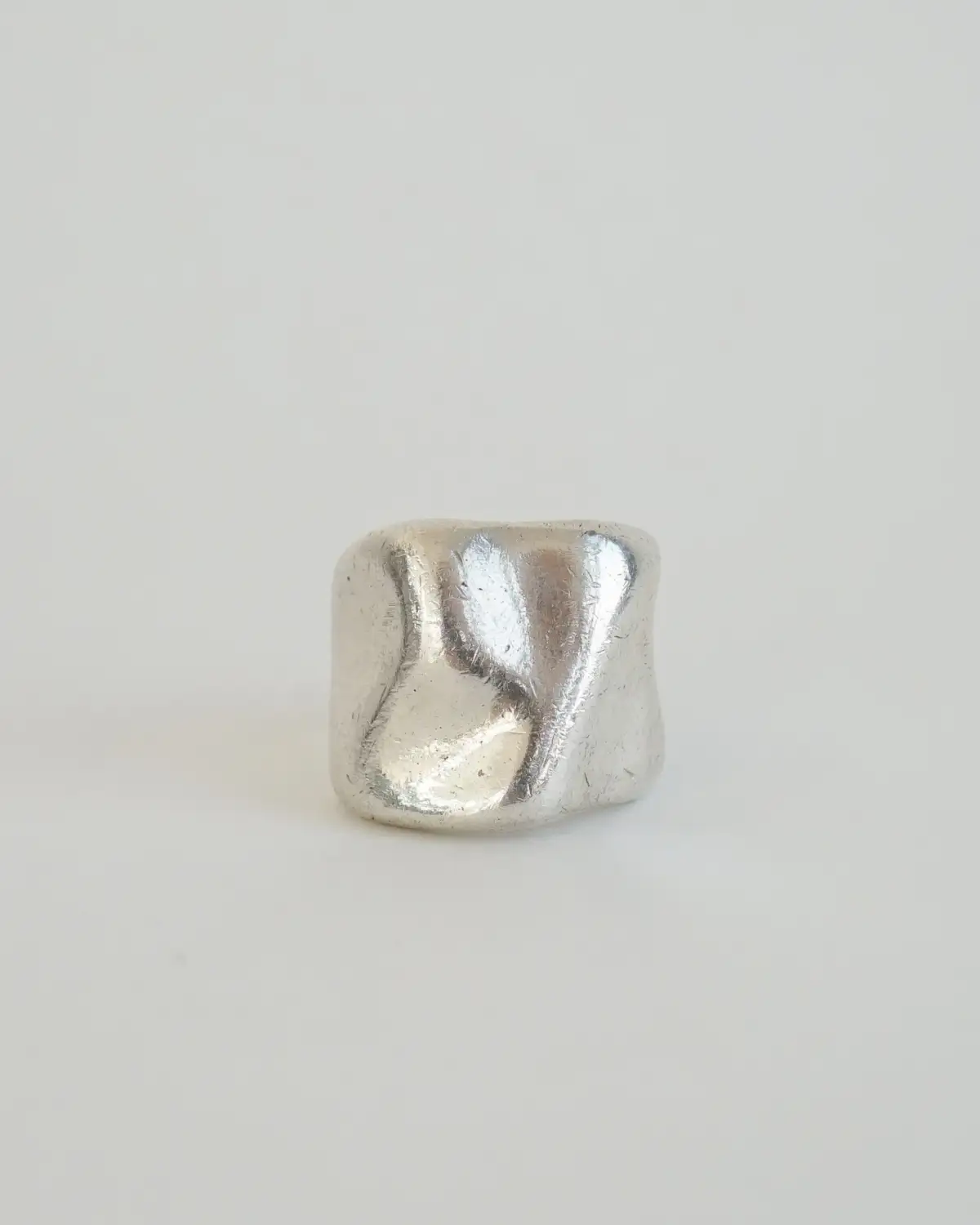 Refined Artful Classic Ring
