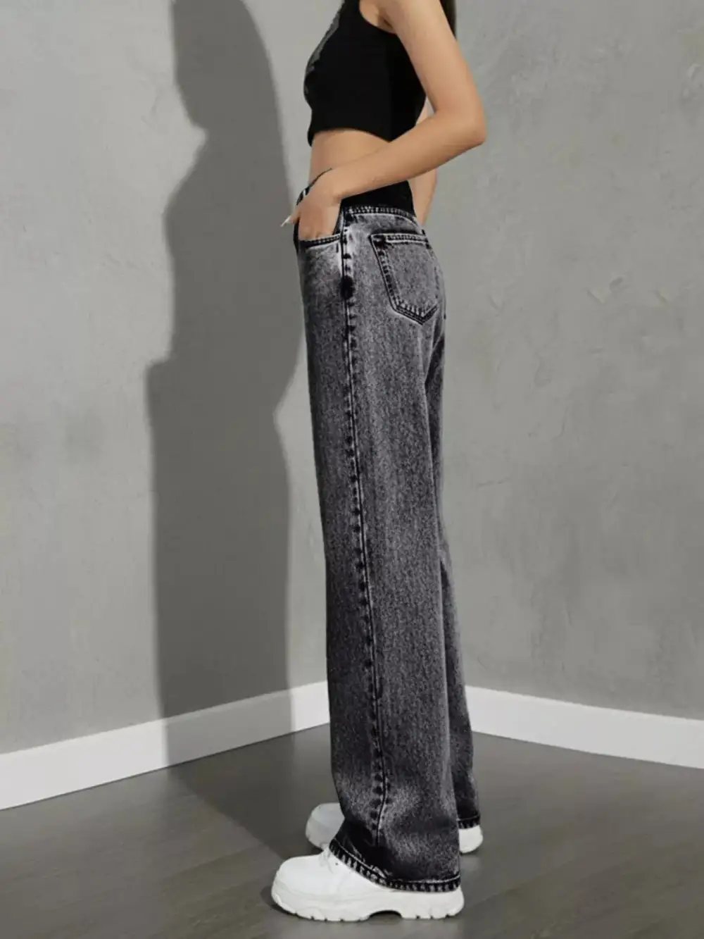Front-Closure High-Waist High-Rise Denim Jeans