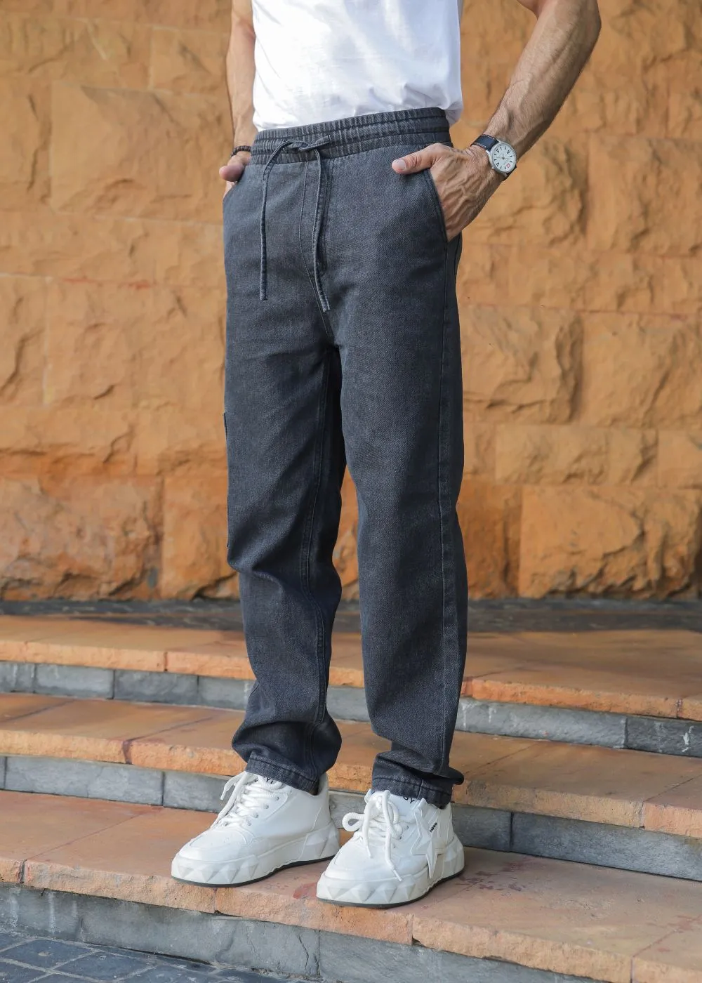 Relaxed Relaxed-Fit Jogger Jeans