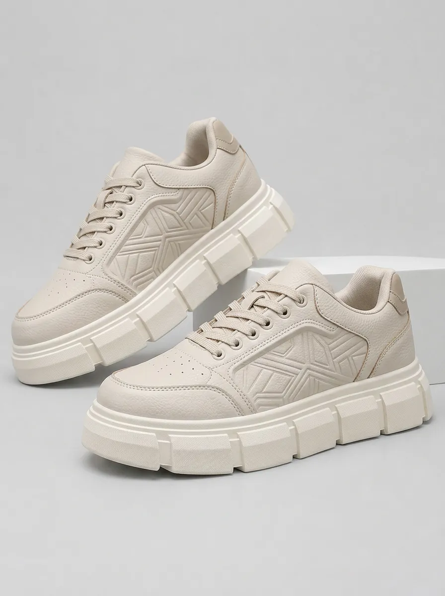 Men's Minimalist Geometric Embossed Skate Shoes