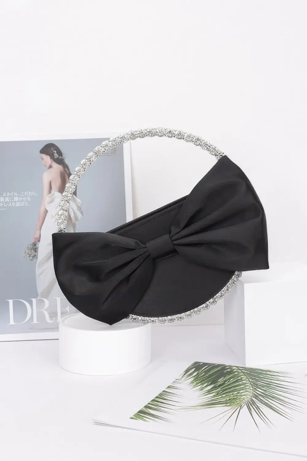 Satin Ribbon Round Rhinestone Metal Clutch