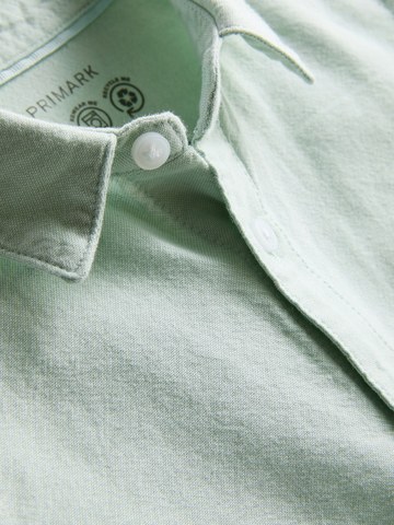 1.5-7yrs | Short Sleeve Oxford Shirt detail 2