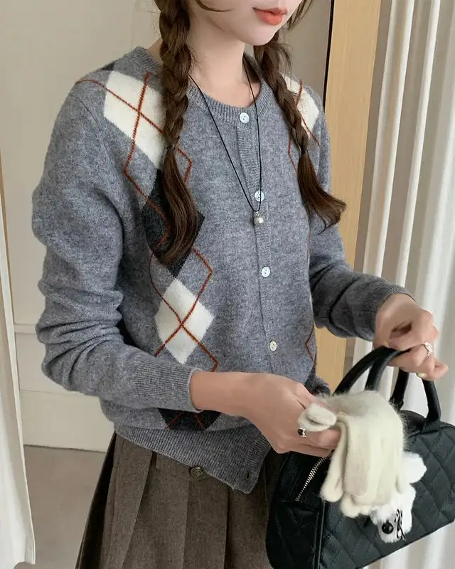 Wool Button-Front Cropped Cardigan