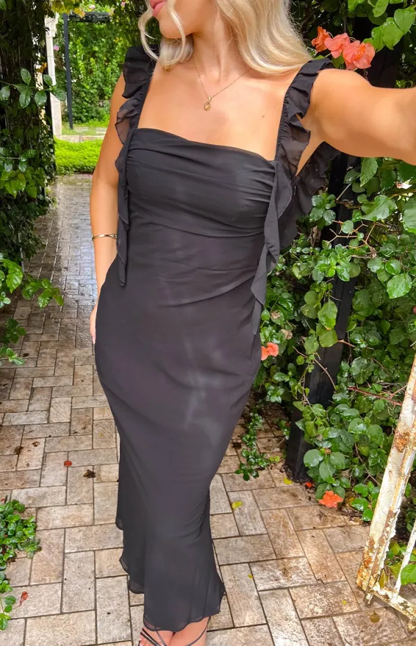 Soft Modern Maxi Dress