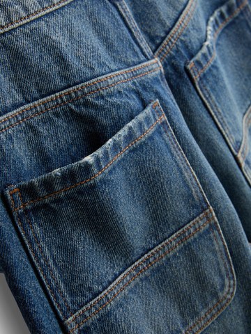 7-15yrs | Relaxed Fit Jeans detail 2