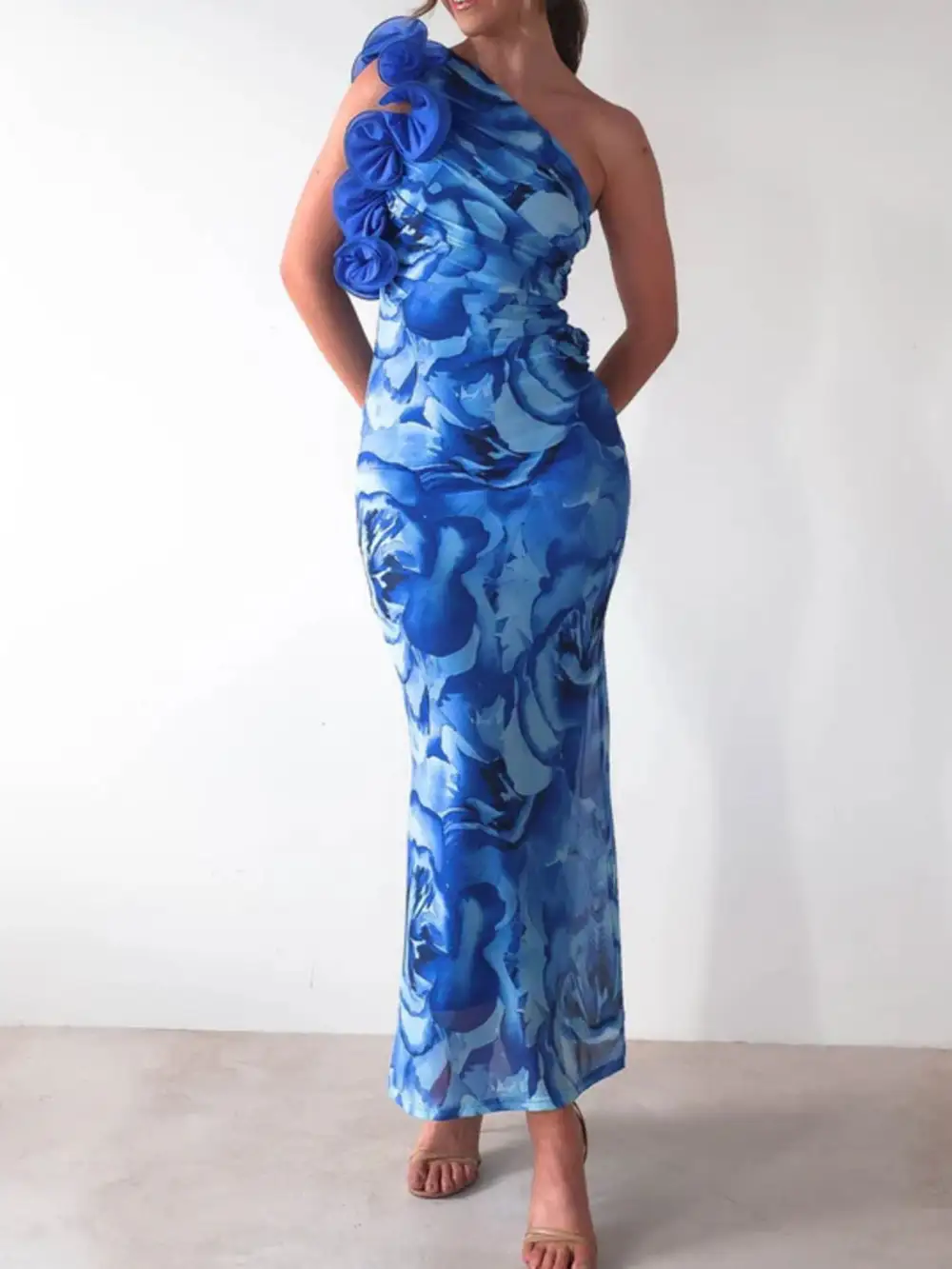 Gathered Detail Floral Printed Maxi Dress