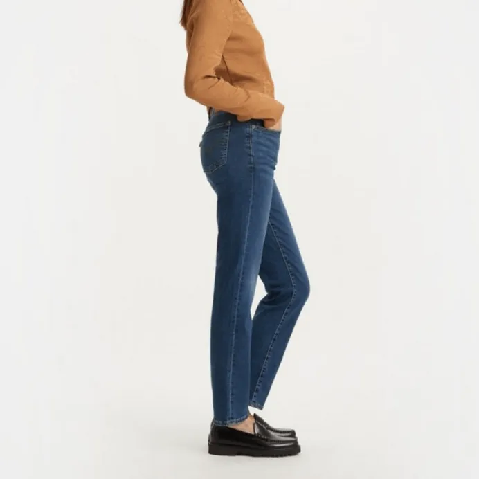 Refined Straight-Leg High-Rise Women's Jeans