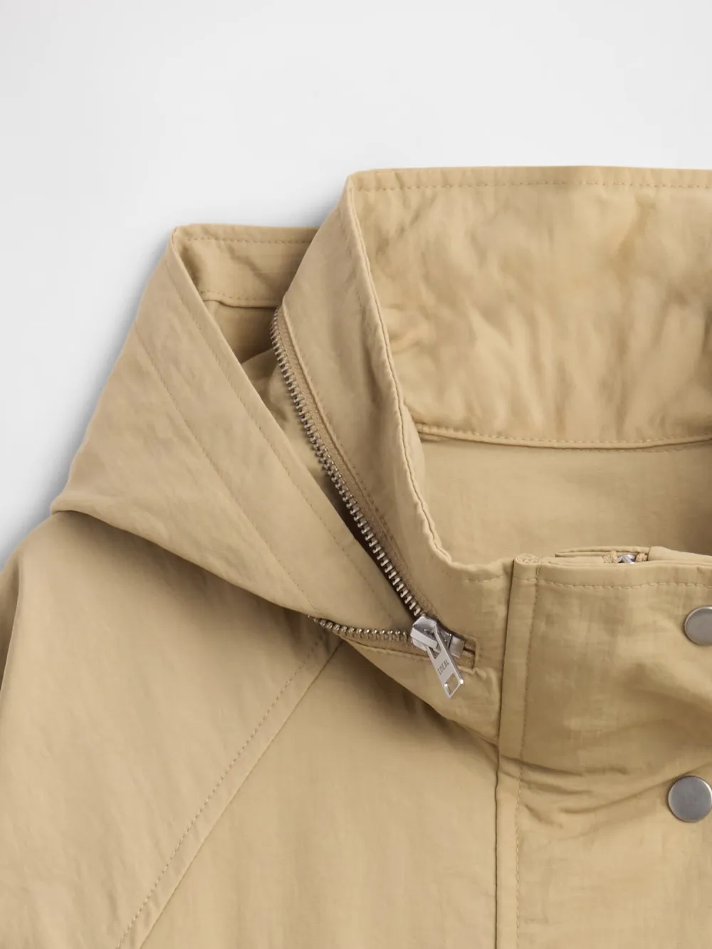 Smooth Hooded Jacket