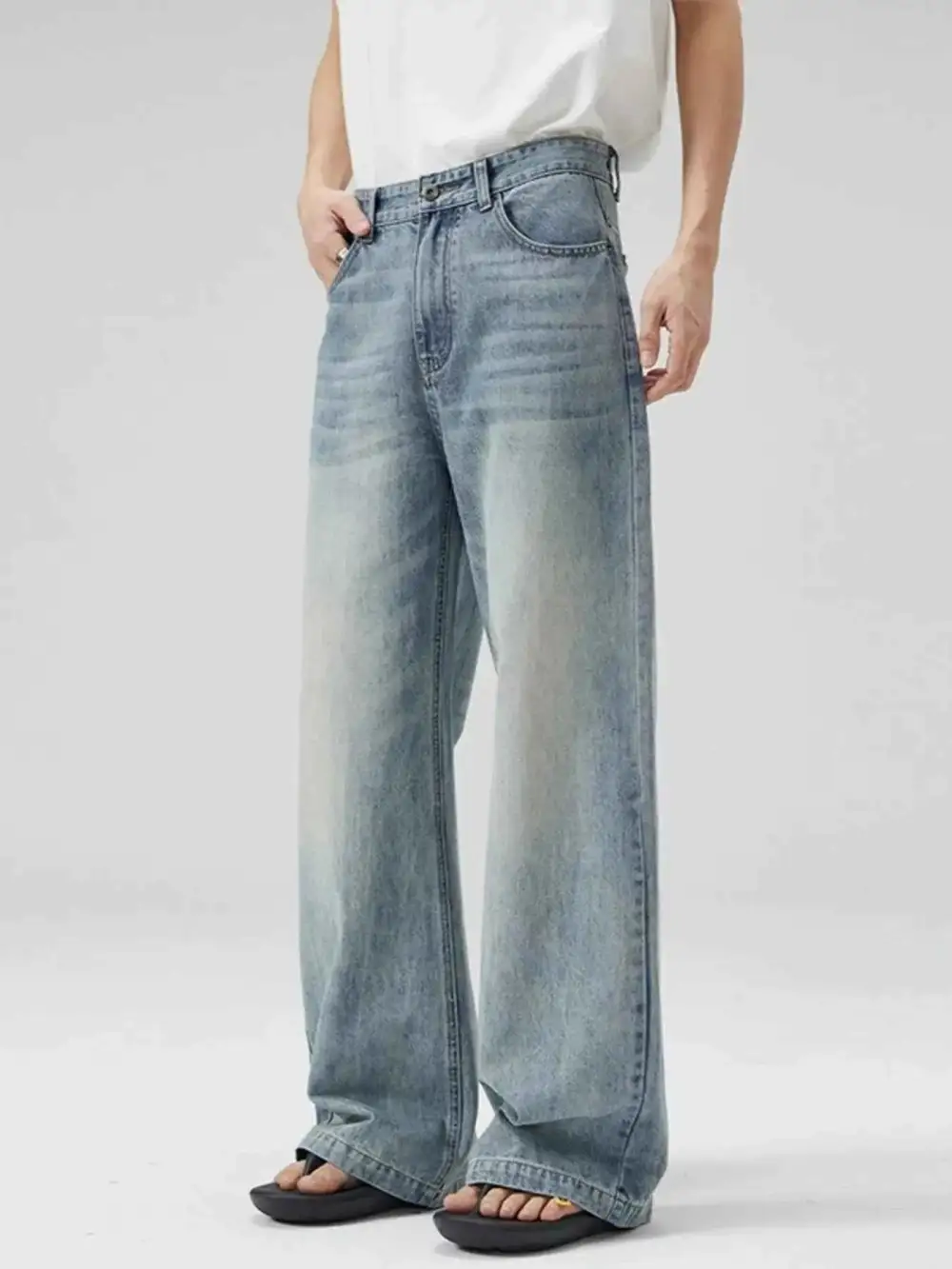 Clean Look Wide Leg Jeans