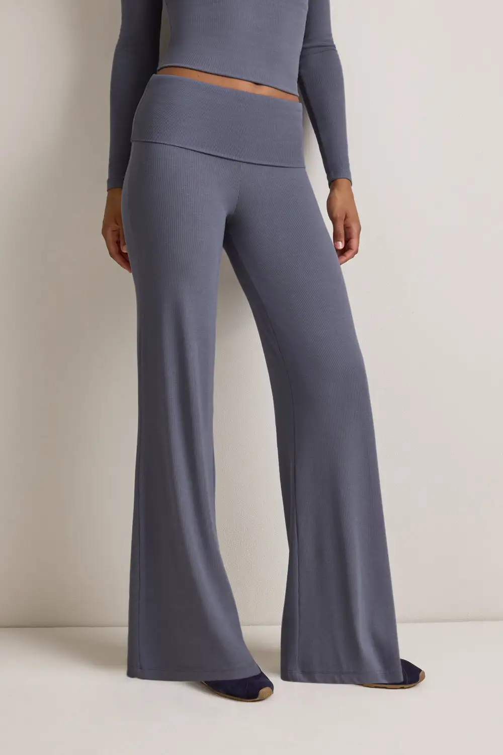 Ribbed Flare Fold Waist Trousers