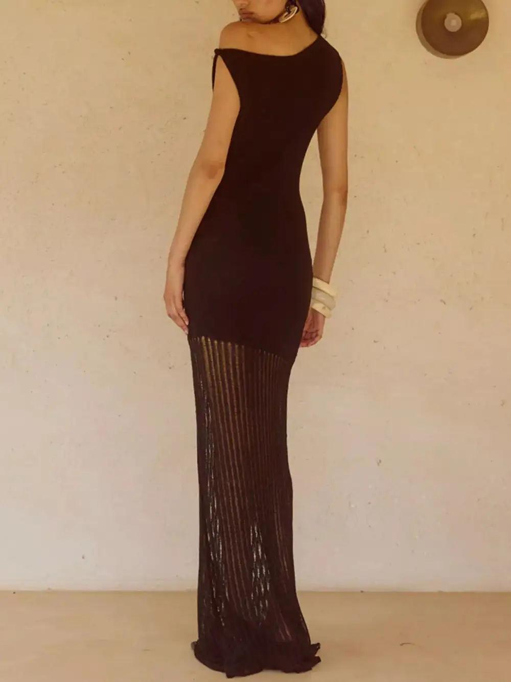 Structured Shape Shoulder Maxi Dress
