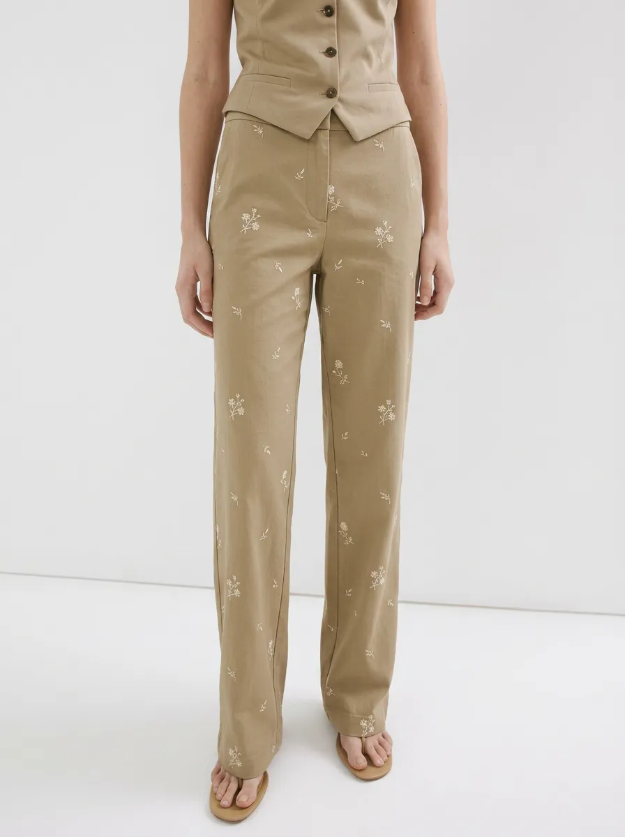 Women's Floral Aesthetic Beige Embroidered Mid-Rise Straight Leg Pants