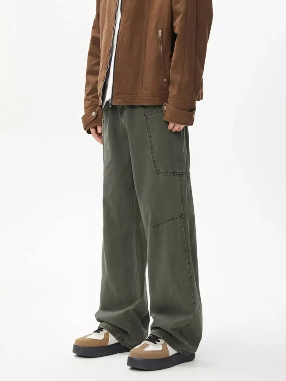 Everyday Wide Leg Cargo Jeans