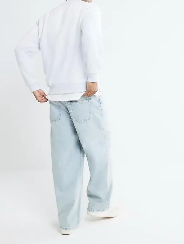Men's Light Grey Round Neck Sweatshirt