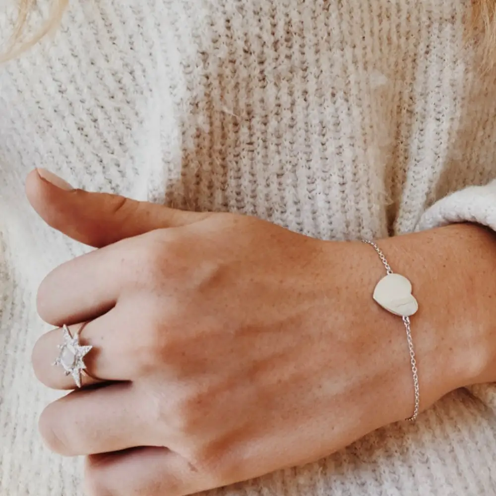 Modern Heart Pendant Bracelet