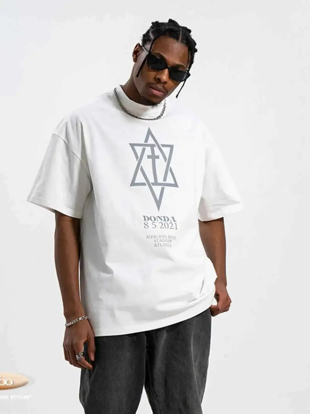 Relaxed Graphic Round Neck Half Sleeve T-Shirt