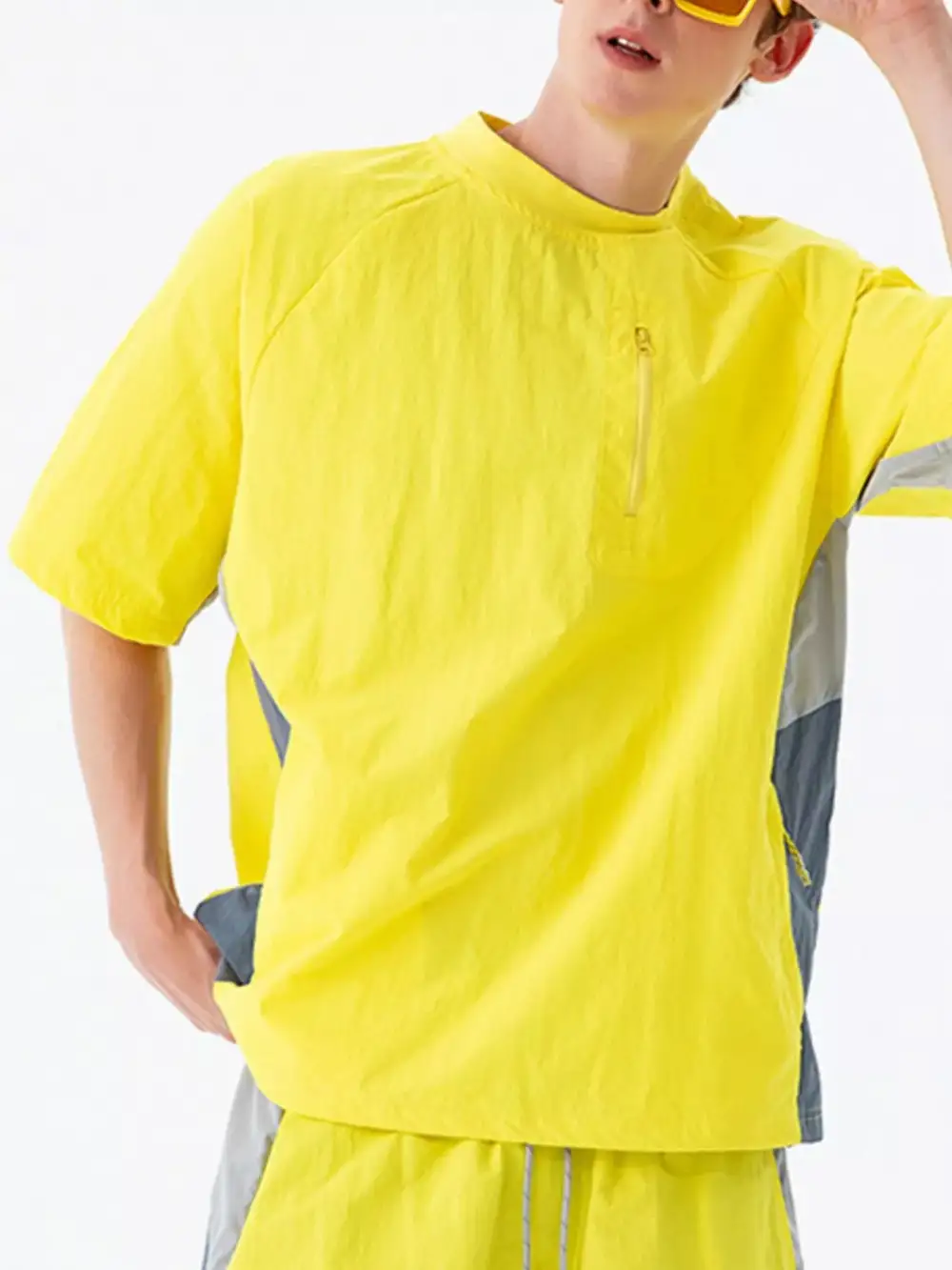 Contrast Round-Neck Short-Sleeve T-Shirt