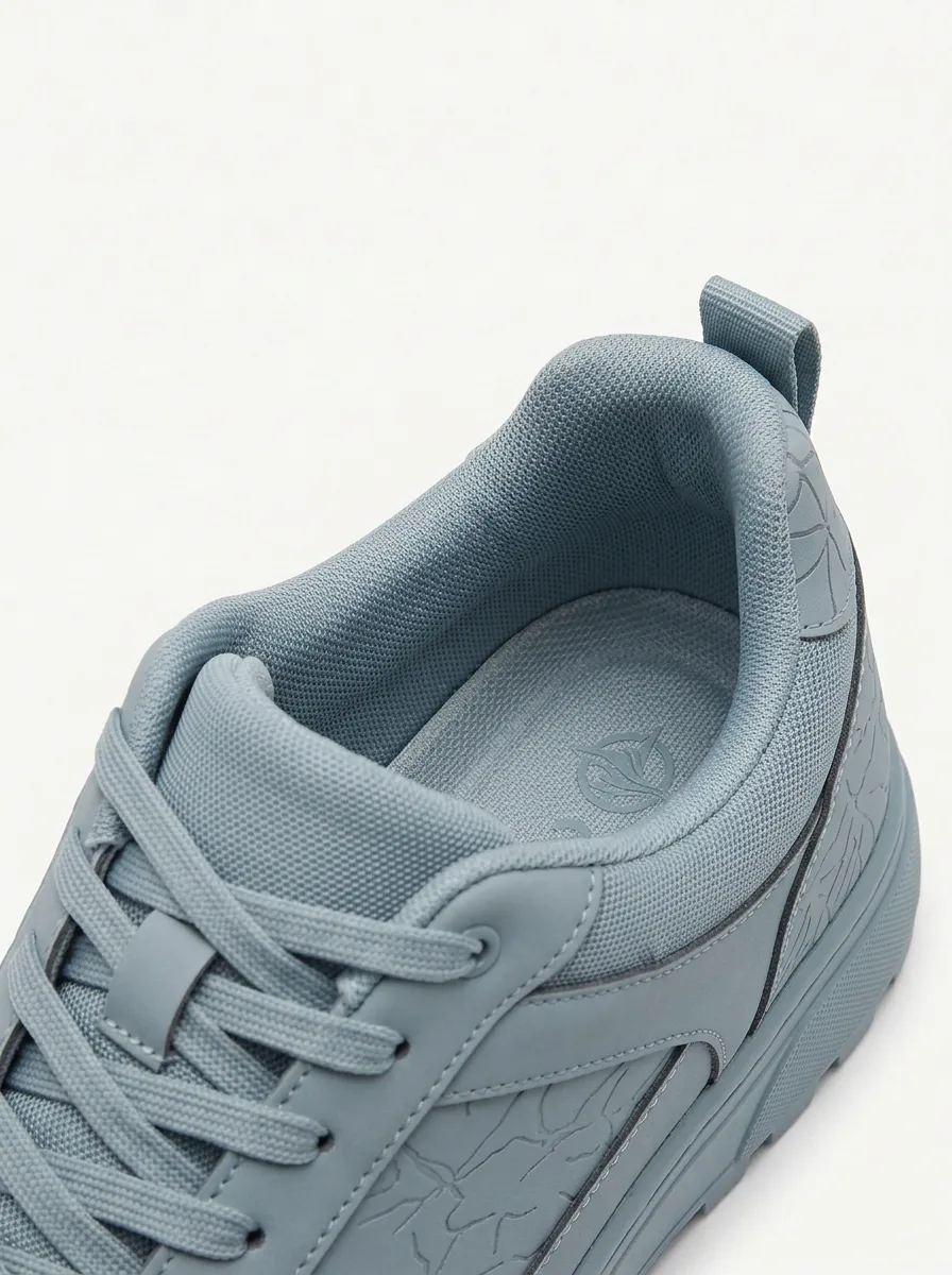 Unisex Blue Crackle-Pattern Casual Sneakers