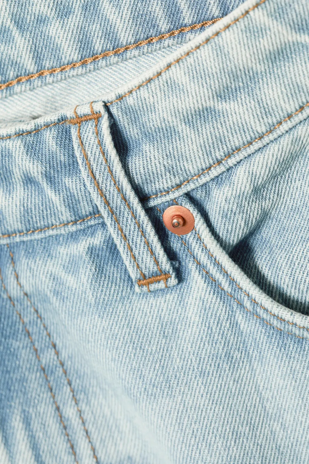 Straight Leg Jeans With Pockets
