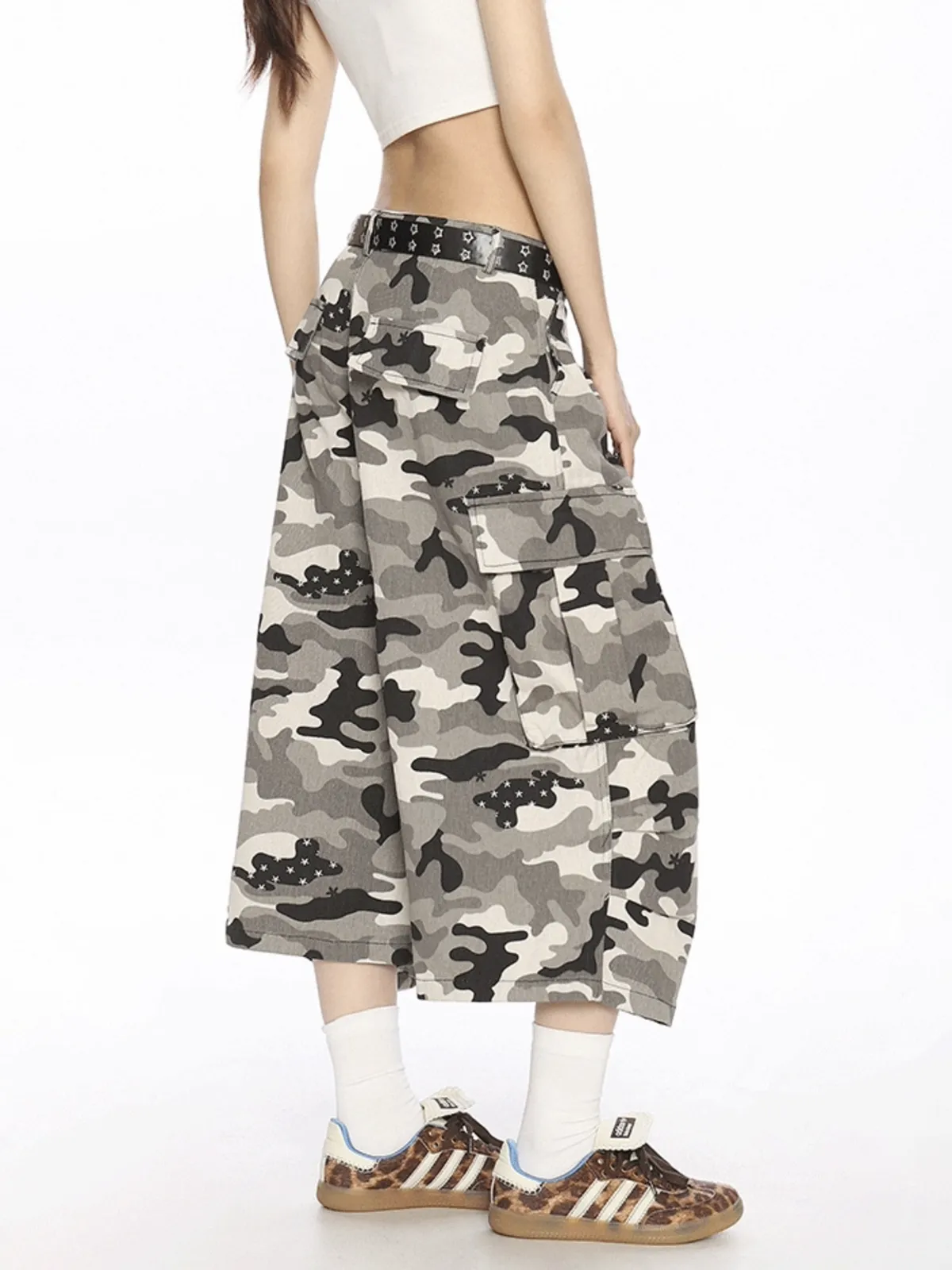 Wide-Leg Relaxed Camouflage Jorts
