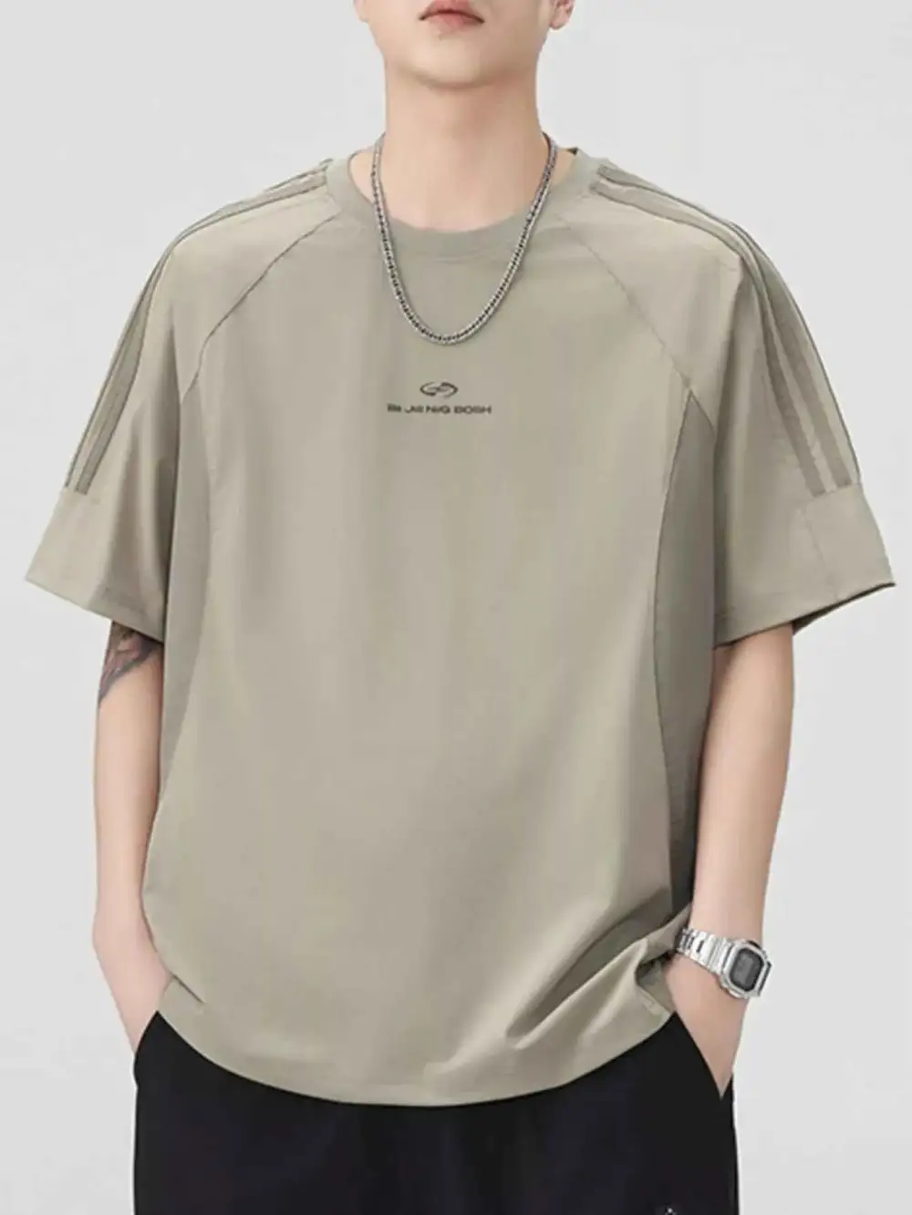 Simple Round Neck Short Sleeve T-Shirt