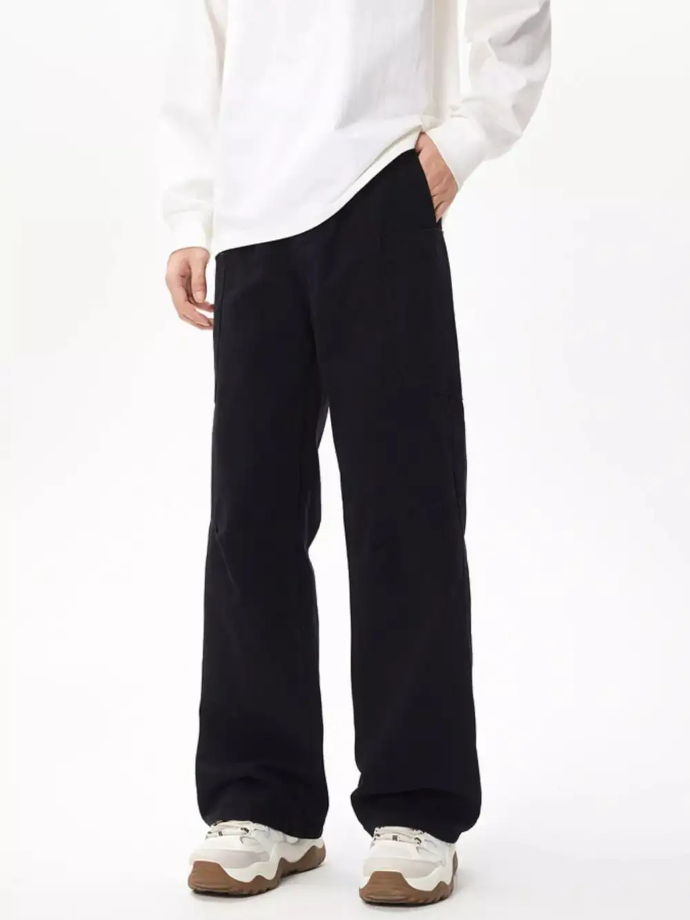 Everyday Wide Leg Cargo Jeans