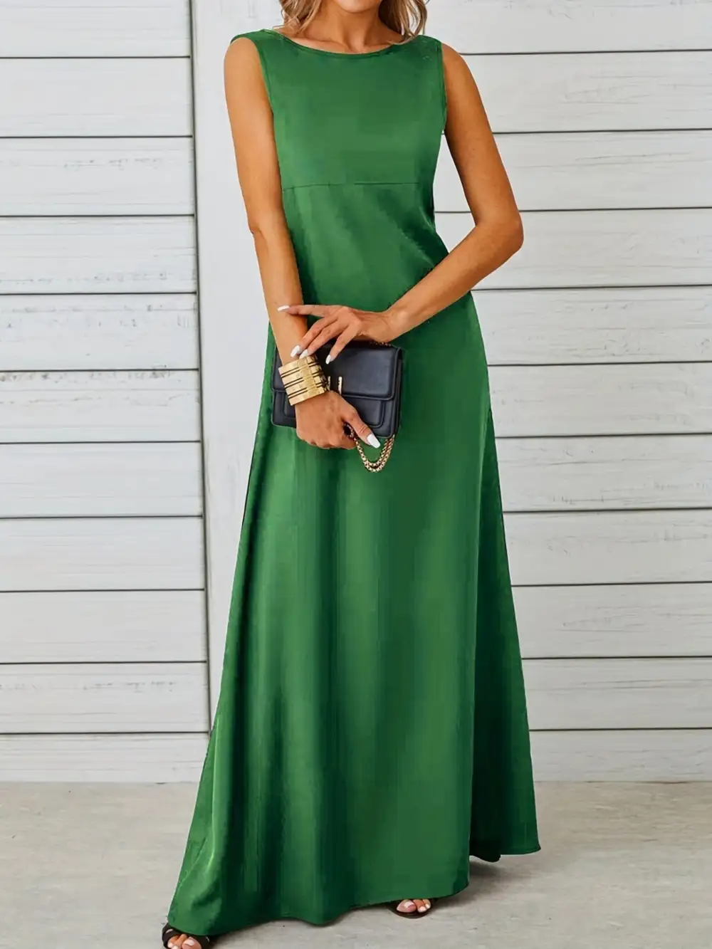 Balanced Detail Sleeveless Maxi Dress