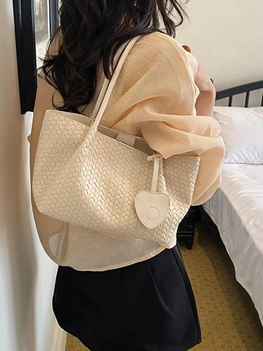 Women's Woven Tote Shoulder Bag