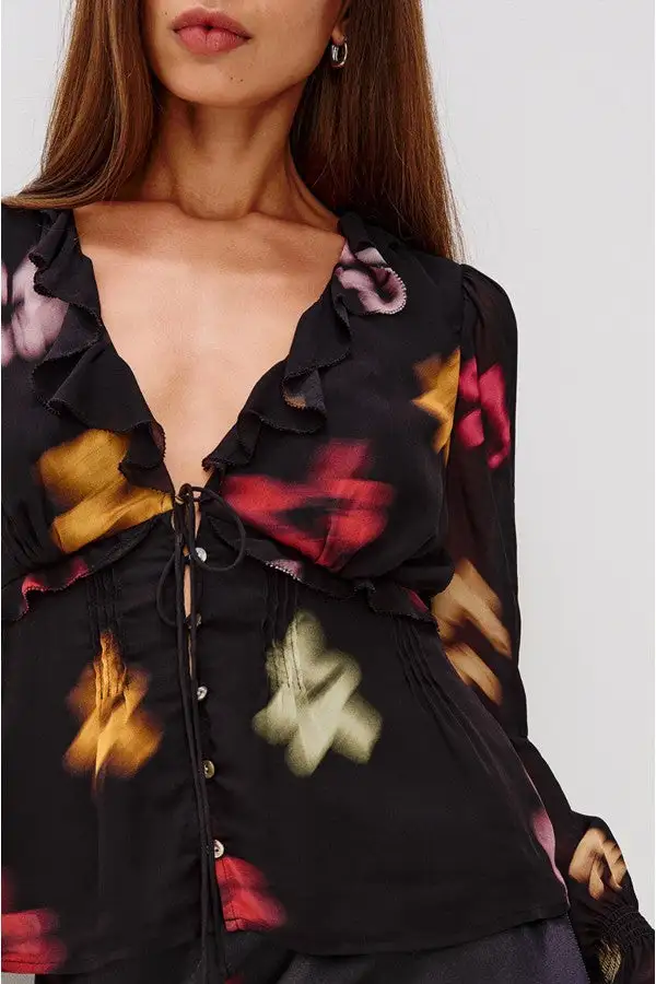 Women's Black Blurred Floral Ruffle Blouse