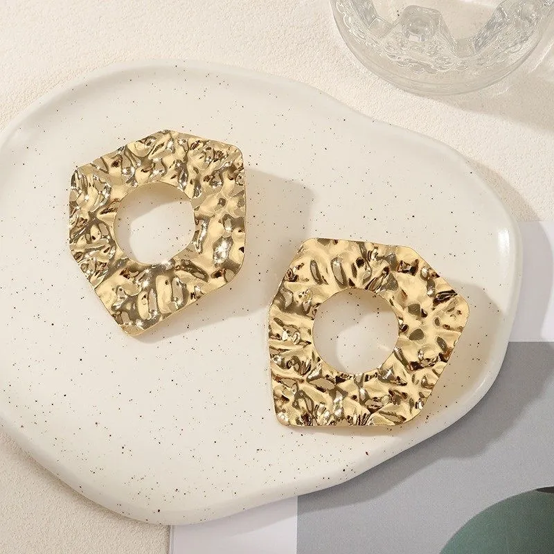 Retro Minimalist Hoop Earrings