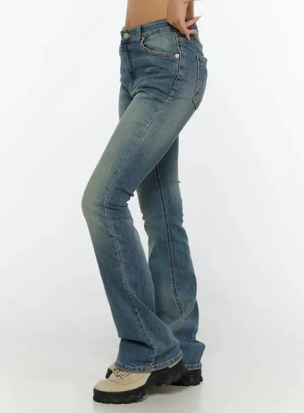 Stitch-Detail Vintage Bootcut Jeans