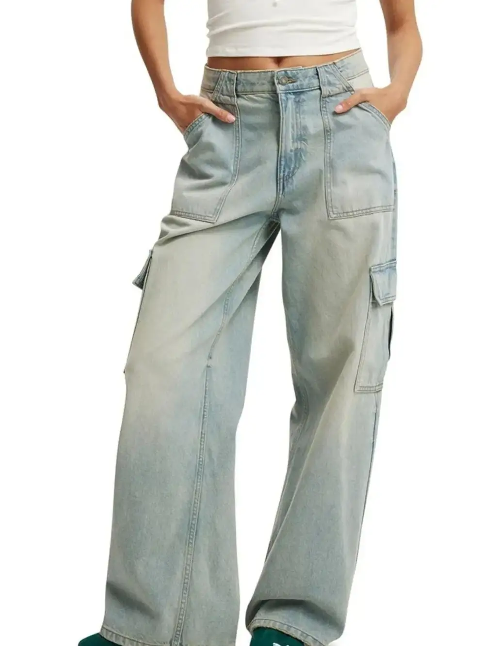 Classic Wide Leg Cargo Jeans