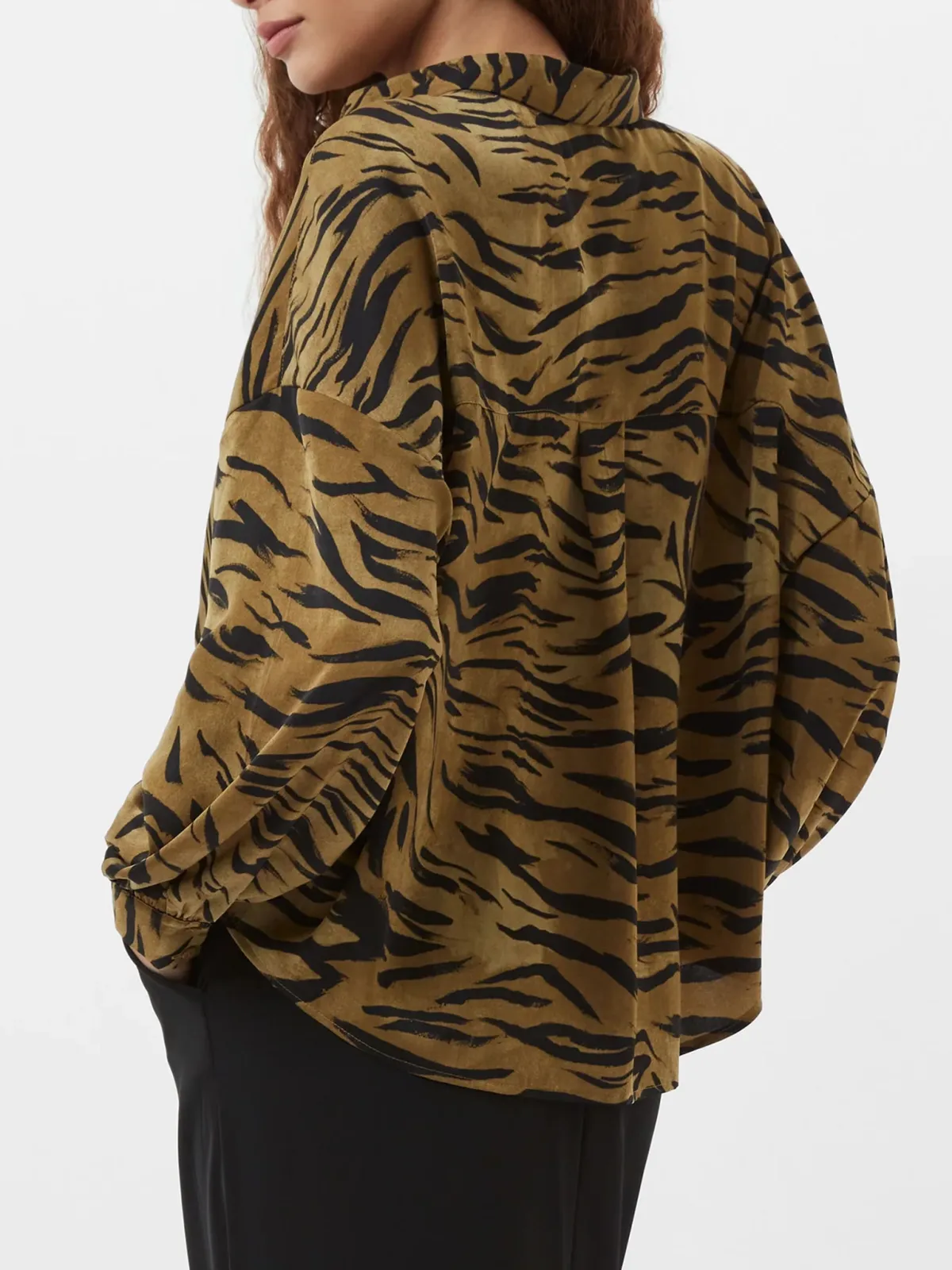Trendy And Fashionable Striped Lapel Shirt