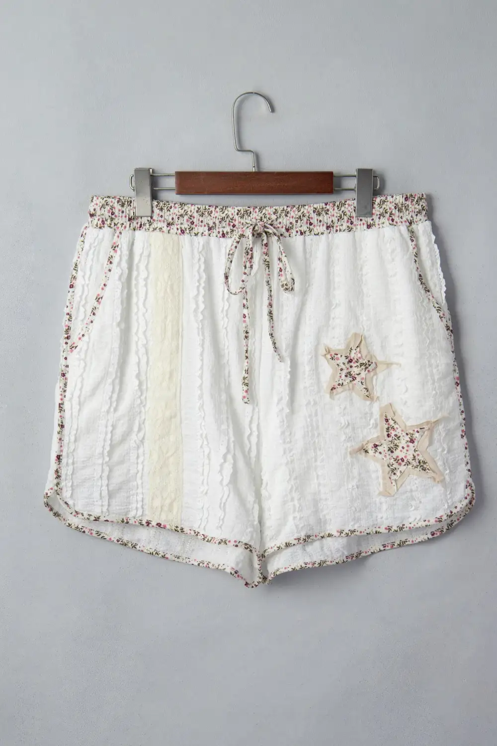 Drawstring Textured Floral Casual Shorts