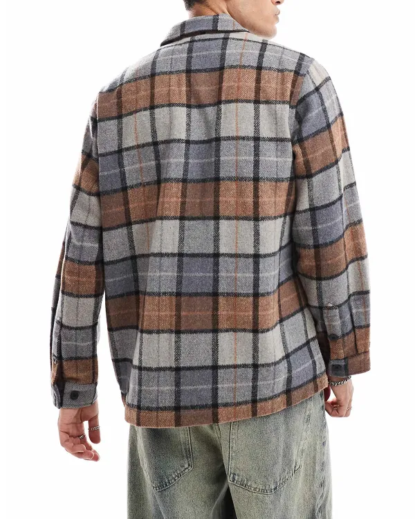Spread Collar Shirt In Beige