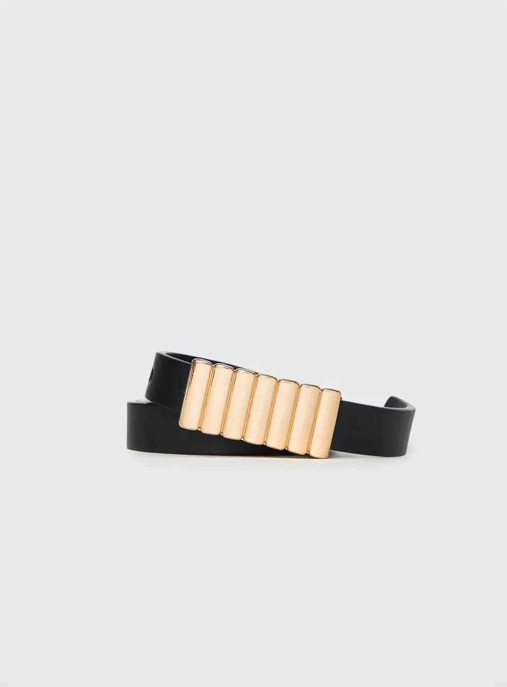 Textured Buckle Faux Leather Belt