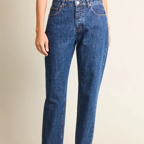 Women's Classic Slim Straight Mid Rise Jeans