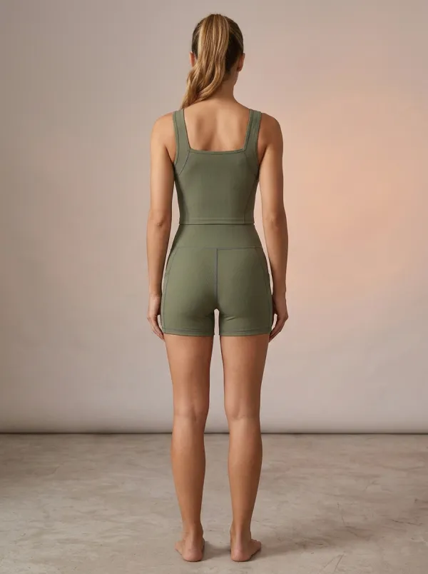 Contemporary Ribbed Texture Seamless Design Utility Look Women's Tank Top And Sports Shorts Set