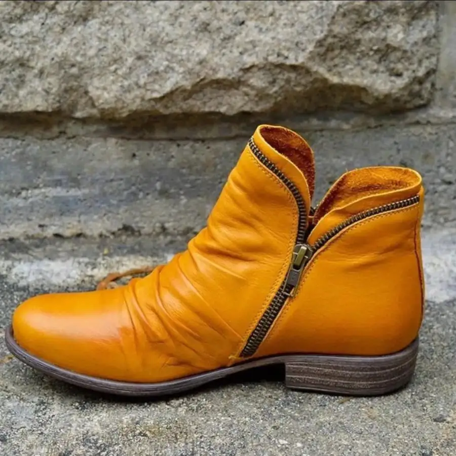 Flowy Round Toe Block Heels Boots