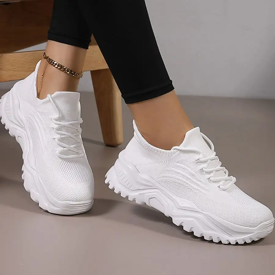 Round Toe Platform Athletic Shoes