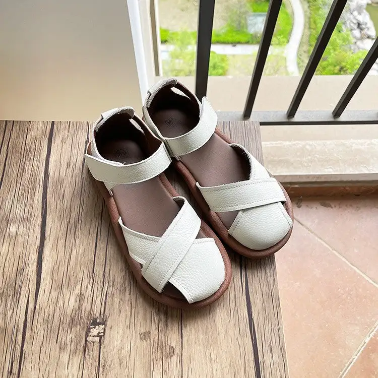Light Base Flat Sandals