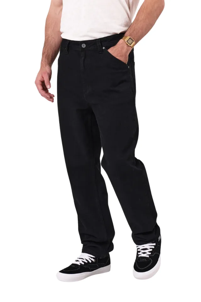 Men's Tapered Fit Sleek Finish Jeans