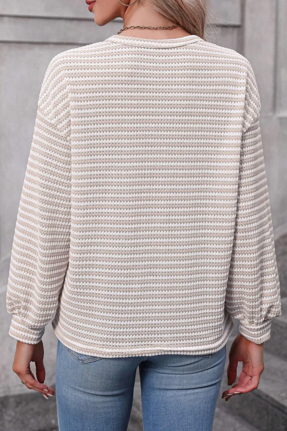 Women's Striped Top With Round Neck And Long Sleeve